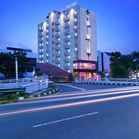 Favehotel Tanah Abang - Cideng Джакарта Екстериор снимка
