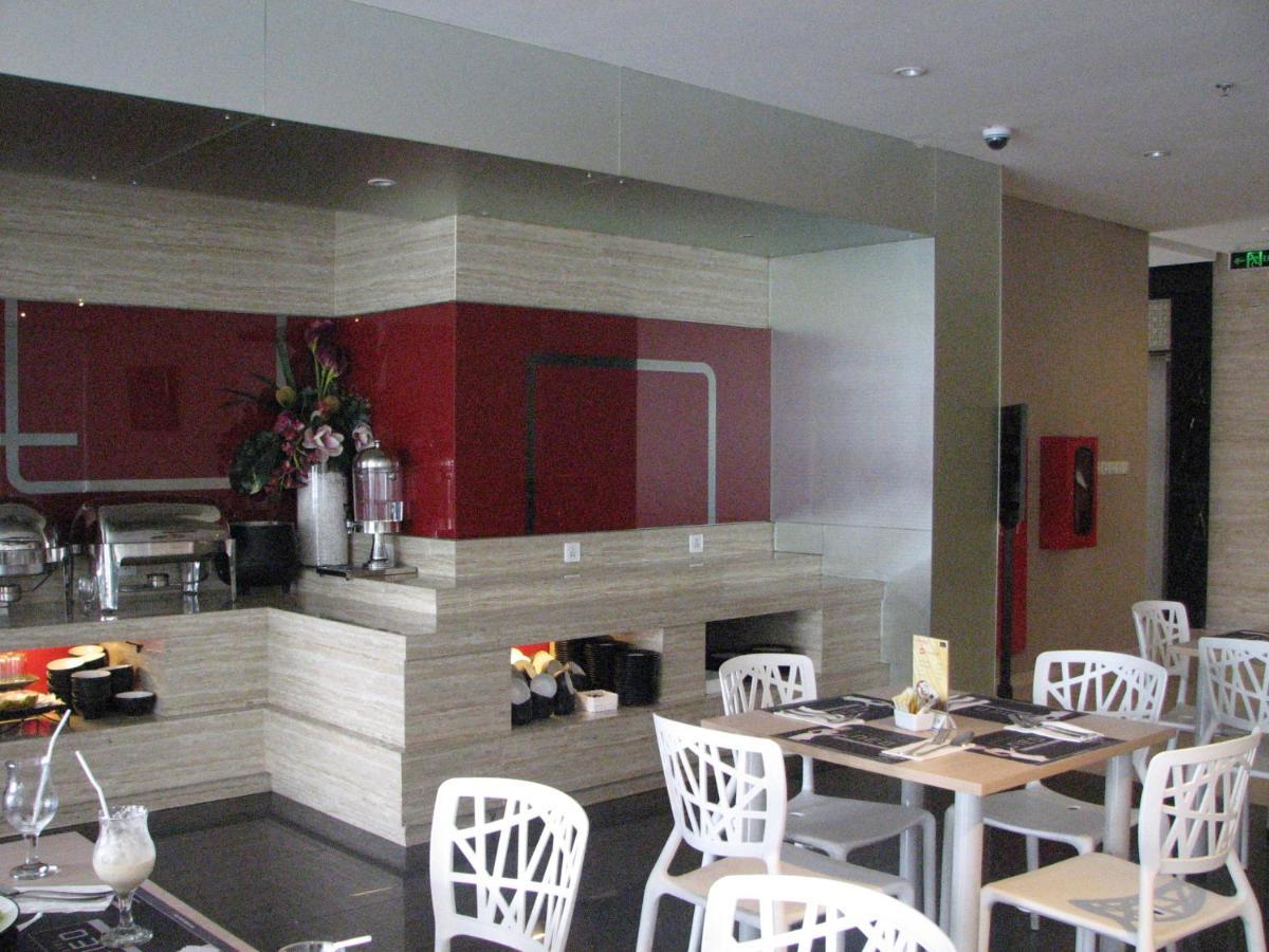 Favehotel Tanah Abang - Cideng Джакарта Екстериор снимка